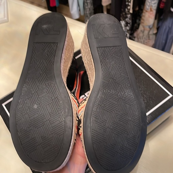 NIB!! Karl Lagerfeld Celeste Platform Wedge Sandal (Size 8) - Picture 6 of 7